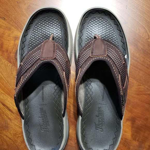 FLORSHEIM men\'s BRAND NEW shoes TREADLITE THONG sandals 10 Never worn brown main image 4